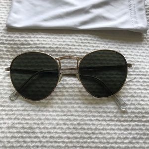Round sunglasses